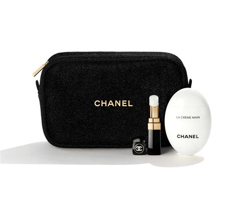 chanel moisture must-haves gift set